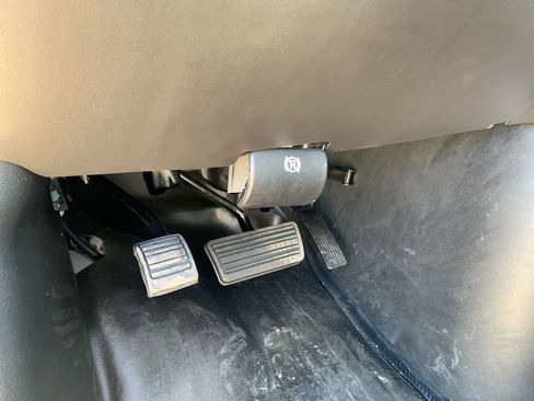 New 2026 Chevrolet Express 2500 w/ Driver Convenience Package RWD image 19