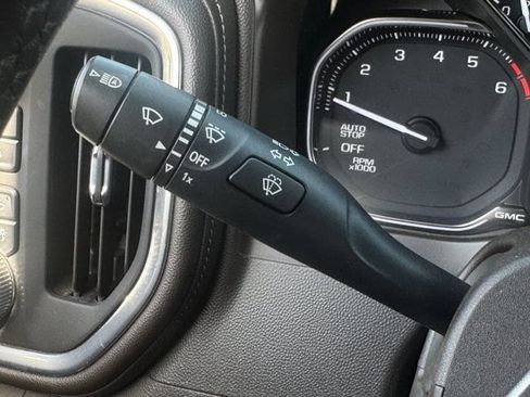 Used 2021 GMC Sierra 1500 SLT AWD/4WD image 24