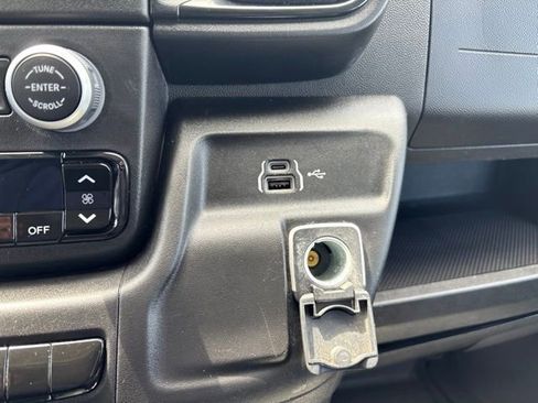Used 2023 RAM ProMaster 3500 FWD image 19