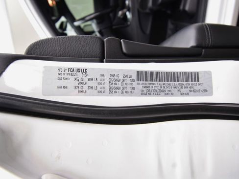 Used 2020 Jeep Grand Cherokee Altitude image 29