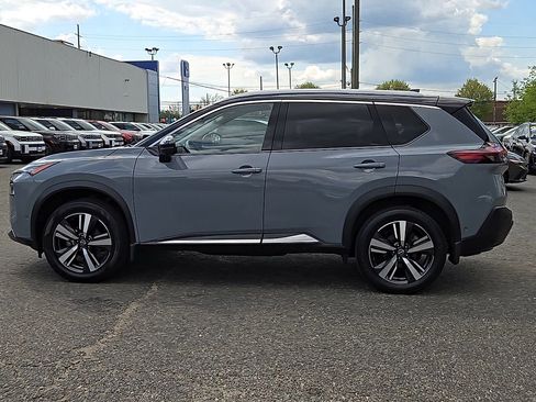 Used 2023 Nissan Rogue SL w/ SL Premium Package AWD/4WD image 5