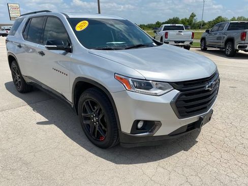 Used 2020 Chevrolet Traverse Premier w/ Redline Edition FWD image 8