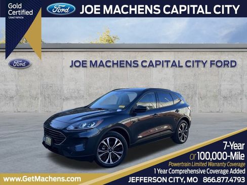 Certified 2022 Ford Escape SE w/ SE Sport Appearance Package image 2