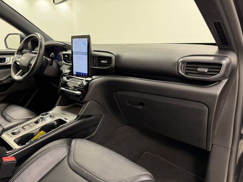 Used 2021 Ford Explorer ST w/ Equipment Group 401A image 32