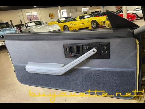 Used 1987 Chevrolet Camaro LT image 28