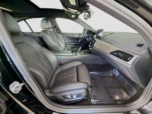 Certified 2022 BMW 540i w/ M Sport Package RWD image 29