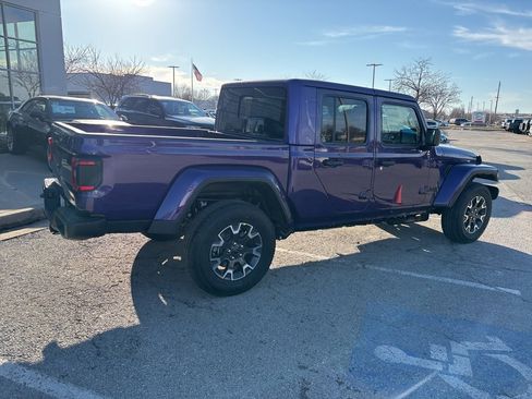 New 2026 Jeep Gladiator Sport image 32