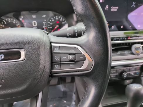 Used 2022 Jeep Compass Latitude AWD/4WD image 22
