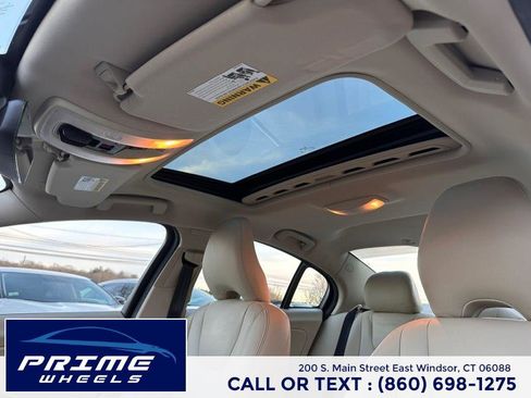 Used 2016 Volvo S60 T5 Premier image 18