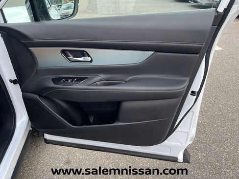Certified 2026 Nissan Murano SL AWD/4WD image 29
