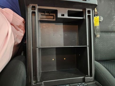 Used 2010 GMC Sierra 2500 SLE image 17