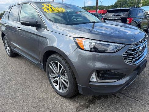 Certified 2022 Ford Edge Titanium AWD/4WD image 1