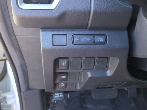 New 2026 Nissan Frontier SV w/ Tow Package RWD image 13