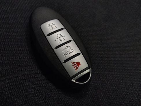 Used 2023 Nissan Sentra SV FWD image 32