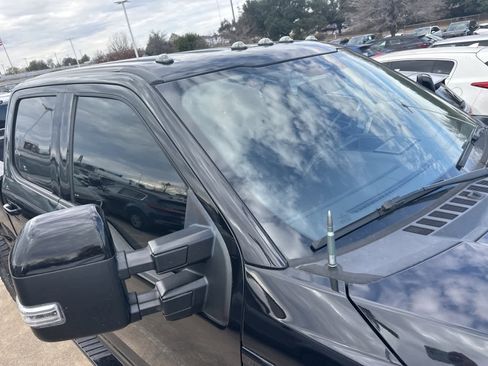 Used 2021 Ford F350 Lariat image 24