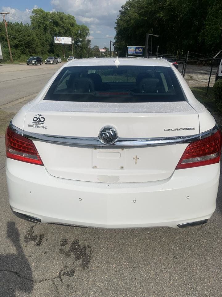 Used 2014 Buick LaCrosse Premium w/ Driver Confidence Package FWD image 5