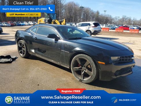 Used 2010 Chevrolet Camaro LT w/ Interior Accent Trim Package RWD image 5