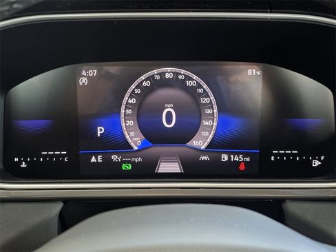 New 2025 Volkswagen Taos SE image 11