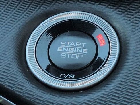 Used 2024 Jeep Grand Cherokee L Altitude image 36