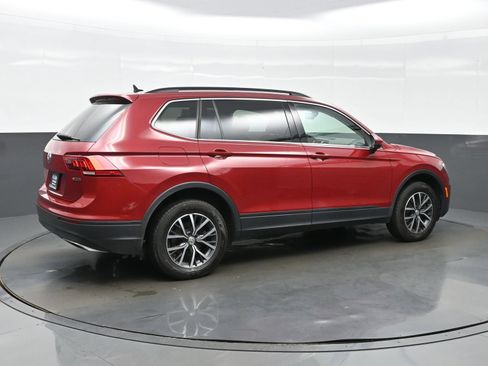 Used 2019 Volkswagen Tiguan SE AWD/4WD image 6
