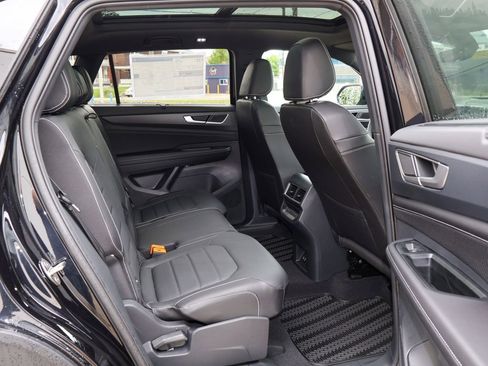 New 2026 Volkswagen Atlas Cross Sport SEL R-Line AWD/4WD image 10
