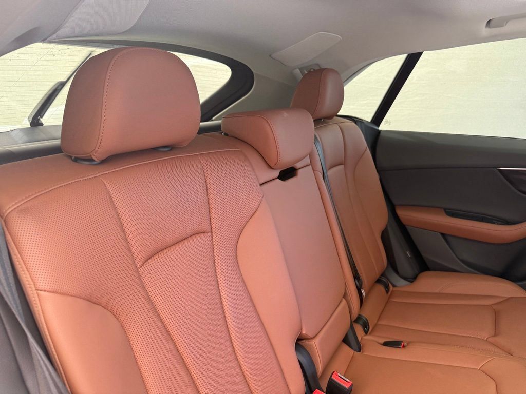 Used 2023 Audi Q8 Premium Plus w/ Premium Plus Package AWD/4WD image 18