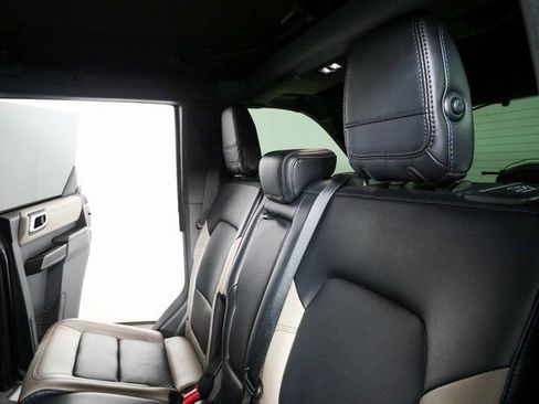 Used 2024 Ford Bronco Wildtrak image 18