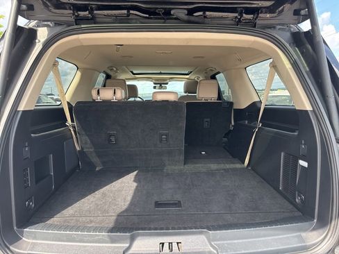 Used 2024 Ford Expedition Max Limited RWD image 23