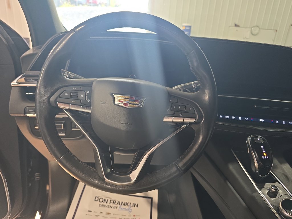 Used 2022 Cadillac Escalade ESV Sport AWD/4WD image 18