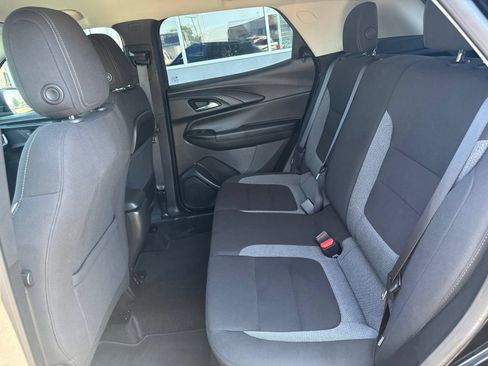 Used 2023 Chevrolet TrailBlazer LT w/ Convenience Package AWD/4WD image 16