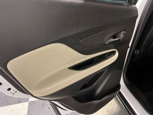 Used 2018 Buick Encore Preferred image 17