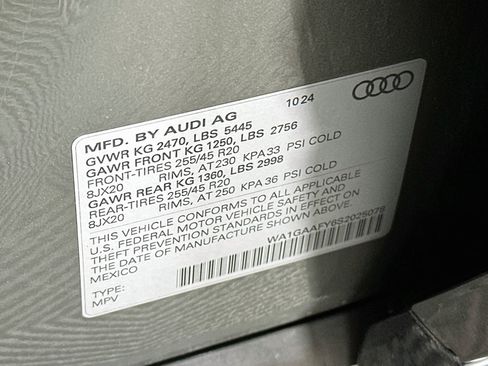 Used 2025 Audi Q5 2.0T Premium AWD/4WD image 12