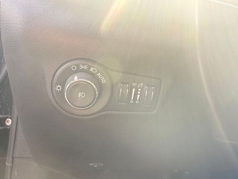 Used 2024 Jeep Compass Limited AWD/4WD image 15