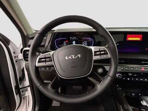 New 2025 Kia Telluride S image 11