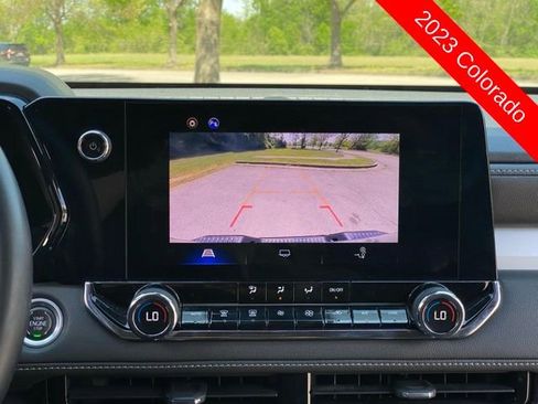 Used 2023 Chevrolet Colorado LT w/ LT Convenience Package AWD/4WD image 32