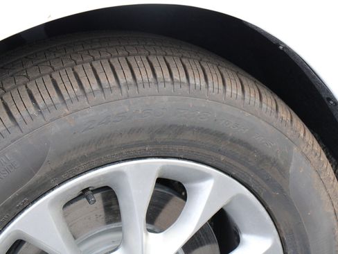 New 2026 Chrysler Pacifica Select image 41