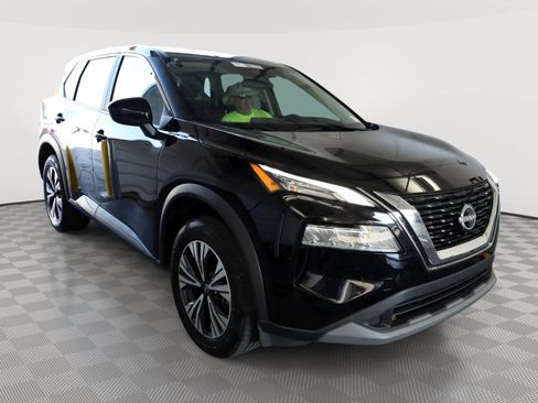 Used 2023 Nissan Rogue SV FWD image 2