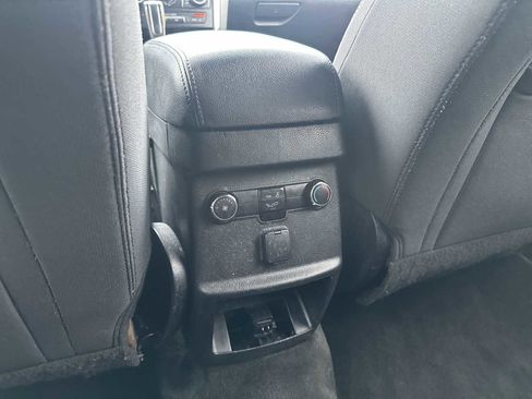 Used 2016 Ford Explorer XLT image 20