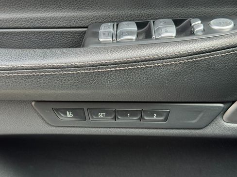 Used 2019 BMW 740i w/ M Sport Package RWD image 17