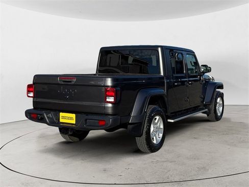 Used 2020 Jeep Gladiator Sport w/ Quick Order Package 24S image 5