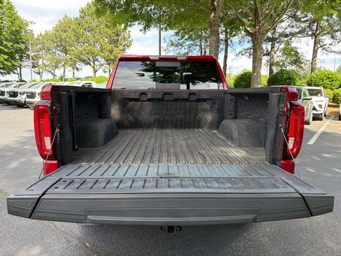 Used 2023 GMC Sierra 1500 AT4 w/ AT4 Premium Package AWD/4WD image 18