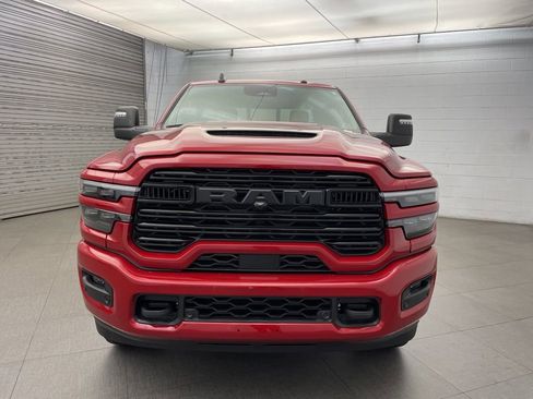 New 2026 RAM 3500 Laramie AWD/4WD image 9
