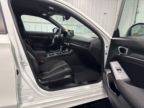 Used 2024 Honda Civic Sport image 10