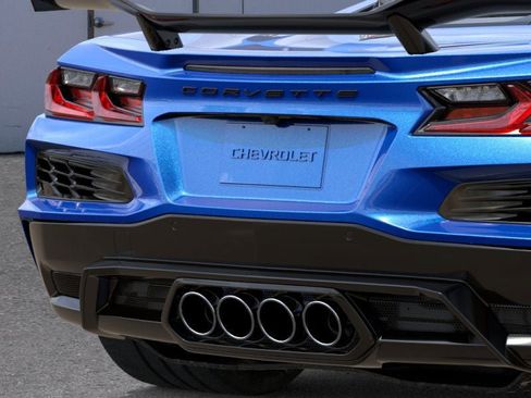 New 2026 Chevrolet Corvette Z06 w/ Z07 Performance Package image 14