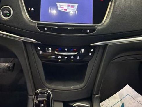 Used 2024 Cadillac XT5 Premium Luxury image 12
