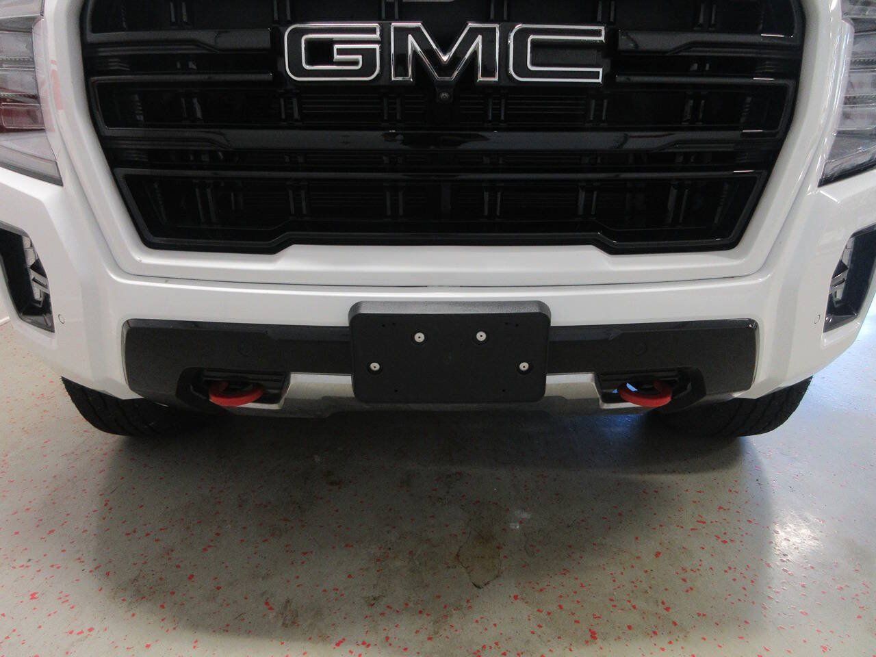 Used 2024 GMC Yukon AT4 w/ Technology Package AWD/4WD image 15
