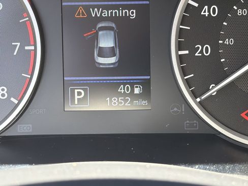 Used 2025 Nissan Sentra S FWD image 30