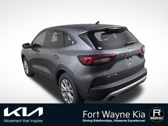 Used 2025 Ford Escape Active FWD image 10
