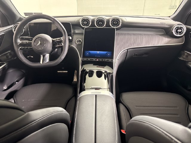 Used 2026 Mercedes-Benz GLC 300 4MATIC image 20