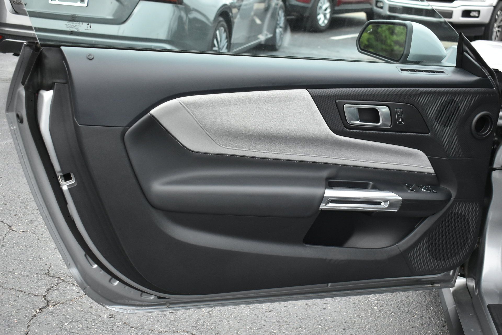 Used 2024 Ford Mustang GT RWD image 10
